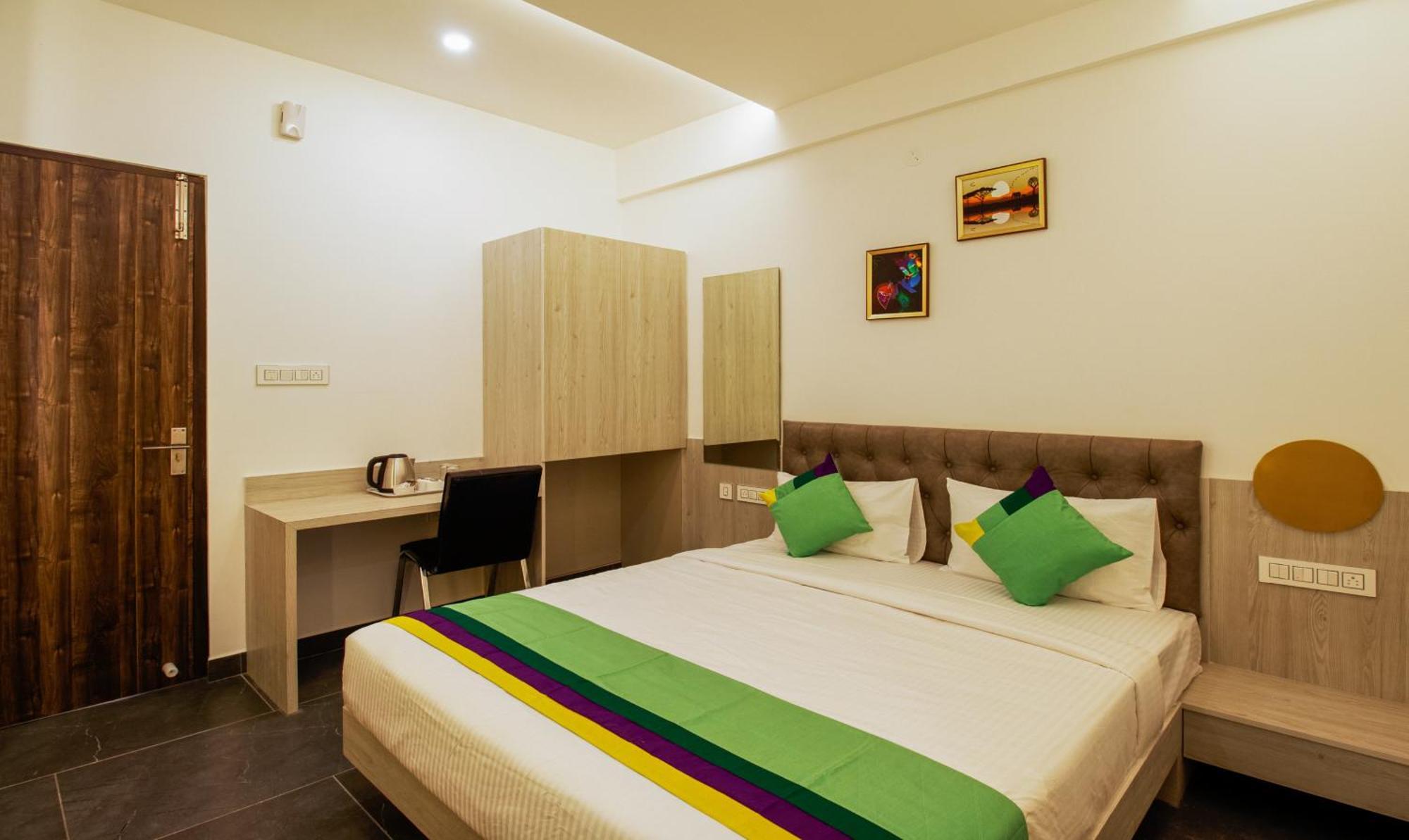 Itsy Hotels Silver Keys Kammasandra Esterno foto